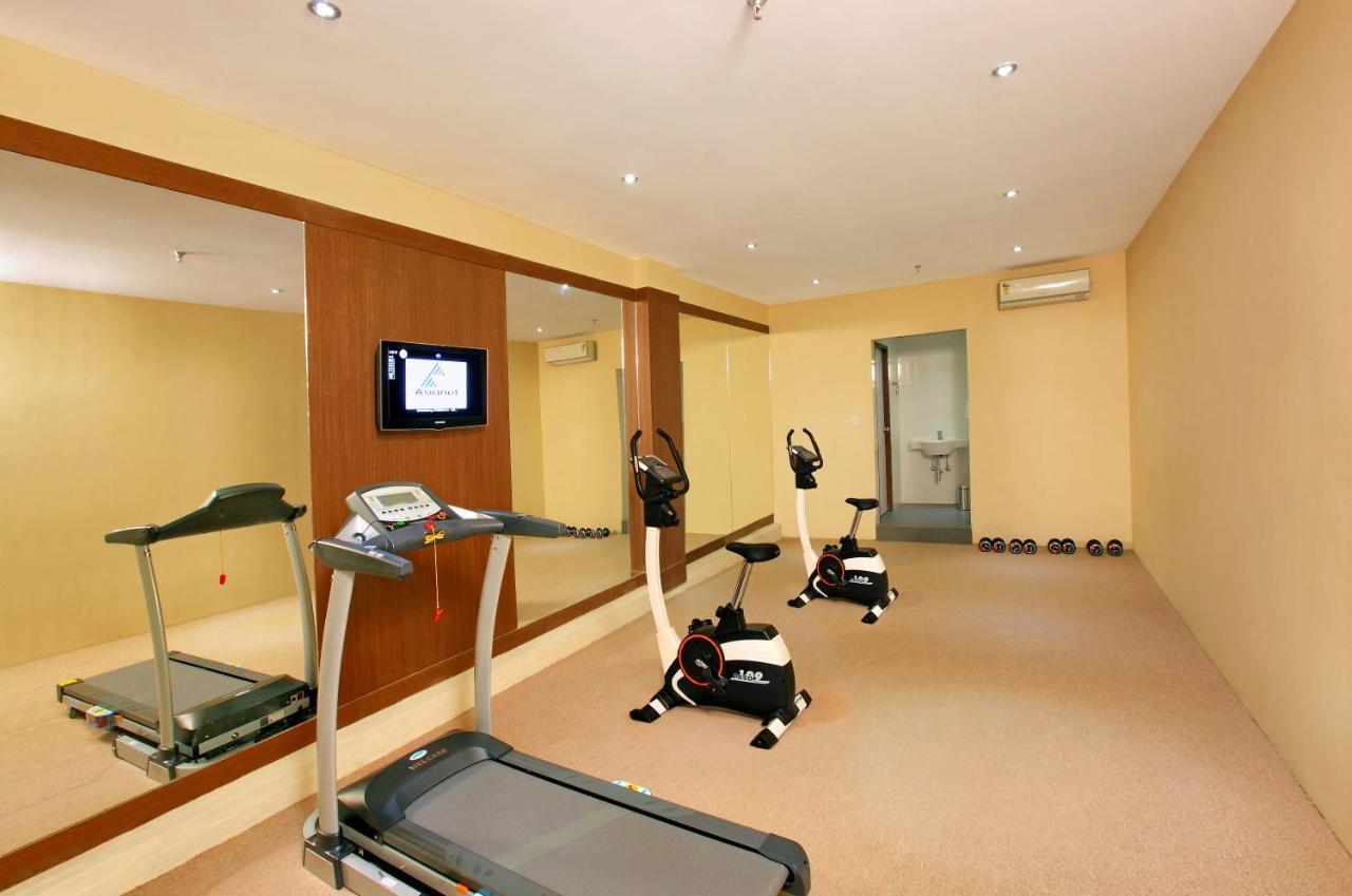 Park Residency Adoor Hotel Adur Kültér fotó